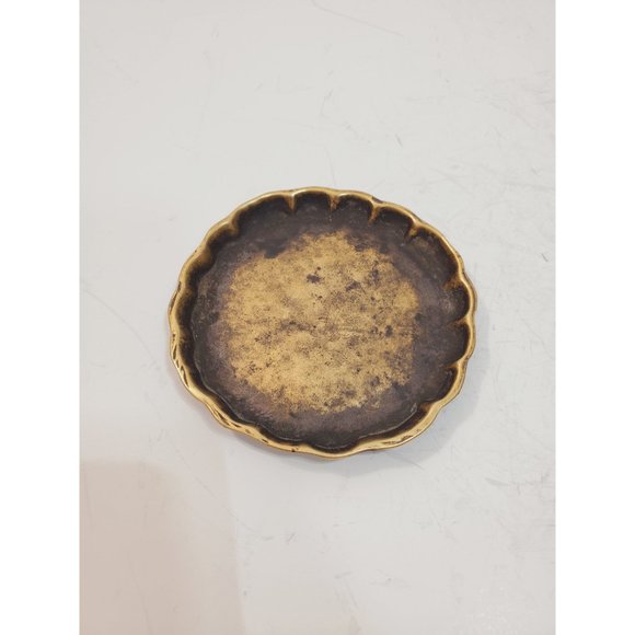Vintage brass Plate,small small Plate, Trincket Plate, Carved brass Plate, brass - Picture 6 of 8